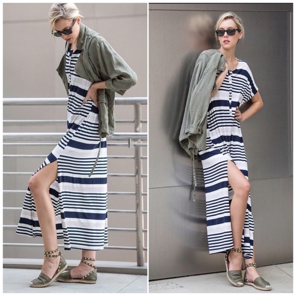 bohostylz Dresses & Skirts - 🌻2 for $20🌻 Navy Striped Side Slit Maxi Dress